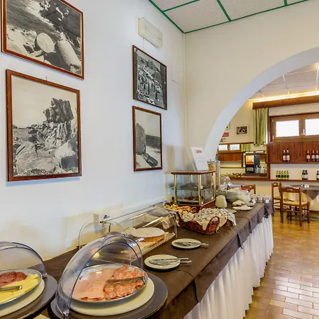 El Balear Hotel