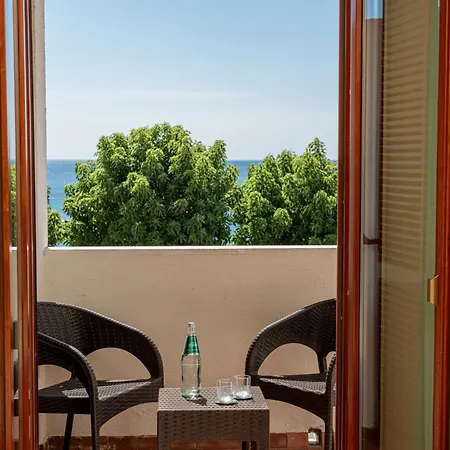 El Balear Hotel